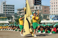 黄